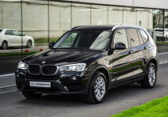 Подержанный автомобиль BMW X3 2015 года (3 фото)