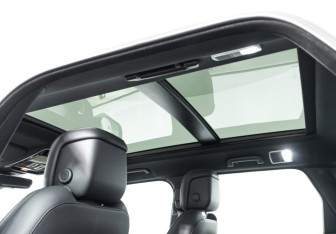 Подержанный автомобиль Land Rover Range Rover Sport 2020 года (24 фото)