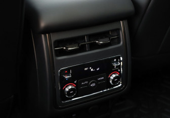 Подержанный автомобиль Haval H9 2024 года (24 фото)