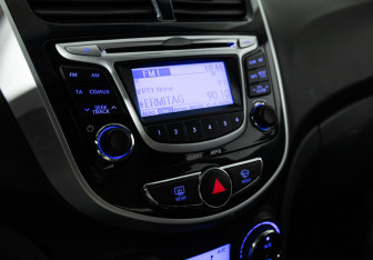 Подержанный автомобиль Hyundai Solaris Hatchback 2012 года (15 фото)