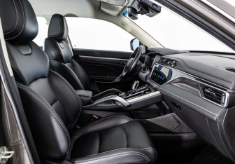 Подержанный автомобиль Geely Atlas Pro 2024 года (23 фото)
