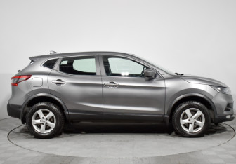 Подержанный автомобиль Nissan Qashqai 2019 года (4 фото)