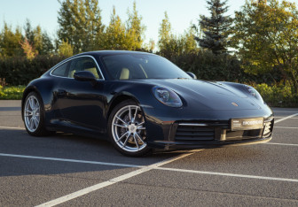 Подержанный автомобиль Porsche 911 Coupe 2021 года (7 фото)