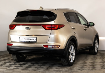 Подержанный автомобиль Kia Sportage 2016 года (5 фото)