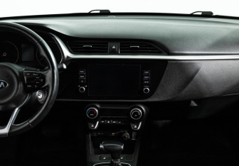 Подержанный автомобиль Kia Rio Sedan 2021 года (14 фото)