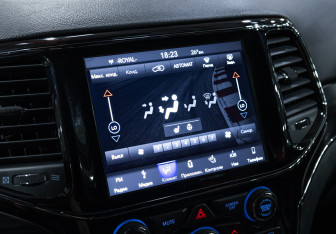 Подержанный автомобиль Jeep Grand Cherokee 2019 года (19 фото)