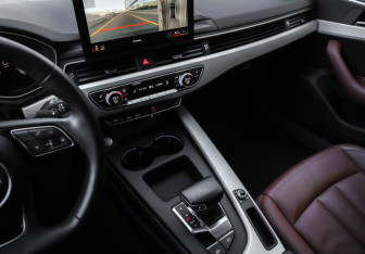 Подержанный автомобиль Audi A5 Liftback 2021 года (24 фото)