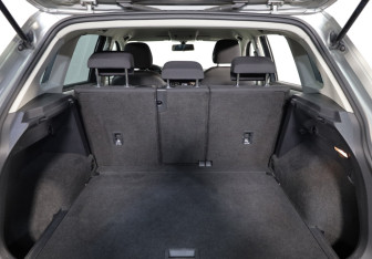 Подержанный автомобиль Volkswagen Tiguan 2018 года (17 фото)