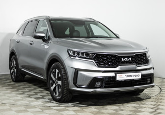 Подержанный автомобиль Kia Sorento 2023 года (3 фото)