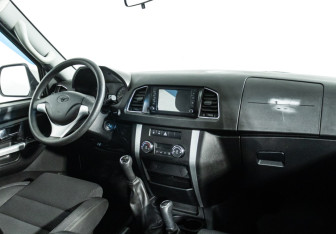 Подержанный автомобиль УАЗ Patriot 2023 года (9 фото)