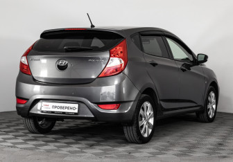Подержанный автомобиль Hyundai Solaris Hatchback 2012 года (5 фото)