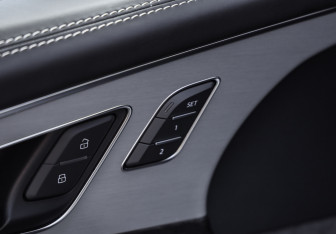 Подержанный автомобиль Audi Q7 2019 года (26 фото)
