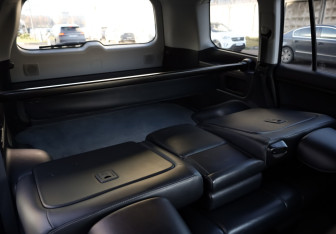 Подержанный автомобиль Toyota Land Cruiser Suv 2013 года (27 фото)