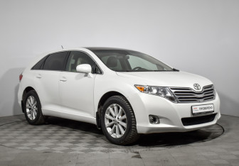 Подержанный автомобиль Toyota Venza 2009 года (3 фото)