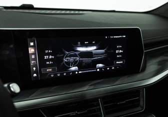 Подержанный автомобиль Haval F7 2024 года (17 фото)