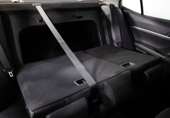 Подержанный автомобиль Toyota Camry Sedan 2019 года (26 фото)