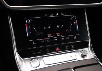Подержанный автомобиль Audi A7 2018 года (18 фото)