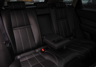 Подержанный автомобиль Land Rover Range Rover Velar 2018 года (27 фото)