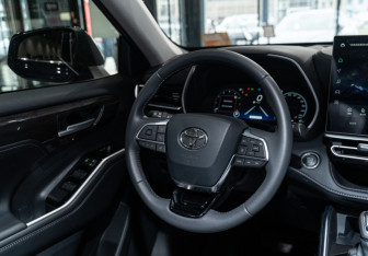 Новый Toyota Highlander 2026 (16 фото)