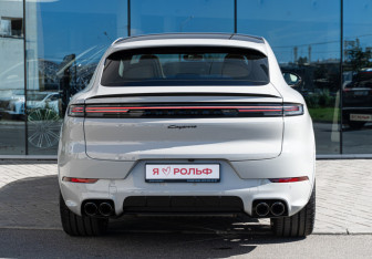 Новый Porsche Cayenne 2026 (9 фото)