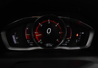 Подержанный автомобиль Volvo XC60 2017 года (20 фото)