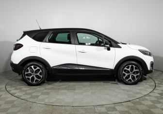Подержанный автомобиль Renault Kaptur 2017 года (4 фото)