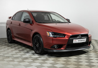 Подержанный автомобиль Mitsubishi Lancer Sedan 2012 года (3 фото)