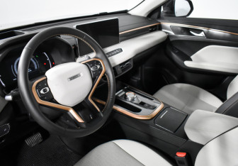 Подержанный автомобиль Haval Jolion 2024 года (9 фото)