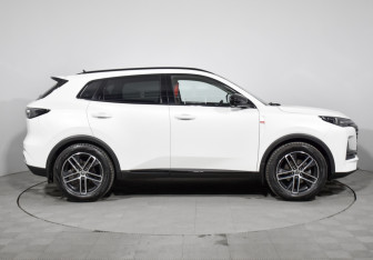 Подержанный автомобиль Changan CS55PLUS 2023 года (4 фото)