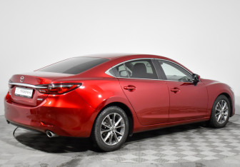 Подержанный автомобиль Mazda 6 Sedan 2019 года (5 фото)