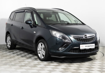 Подержанный автомобиль Opel Zafira Compactvan 2013 года (3 фото)