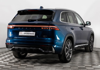 Подержанный автомобиль Geely Monjaro 2023 года (6 фото)