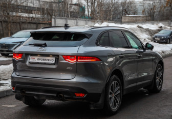 Подержанный автомобиль Jaguar F-Pace 2020 года (5 фото)