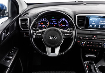 Подержанный автомобиль Kia Sportage 2019 года (13 фото)