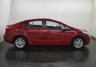 Подержанный автомобиль Kia Cerato Sedan 2014 года (4 фото)