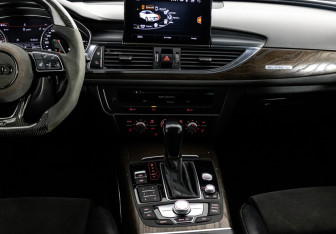 Подержанный автомобиль Audi A6 Sedan 2016 года (18 фото)