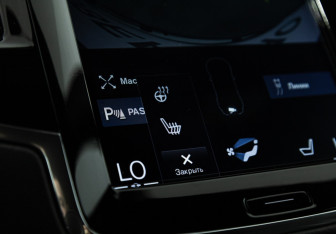 Подержанный автомобиль Volvo XC90 2018 года (22 фото)