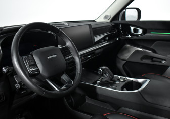 Подержанный автомобиль Haval H3 2024 года (9 фото)