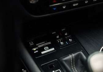 Подержанный автомобиль Lexus RX 2016 года (20 фото)