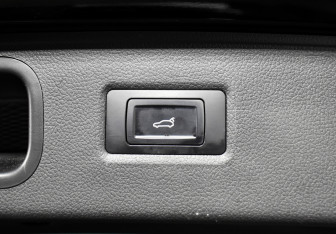 Подержанный автомобиль Voyah Free 2023 года (17 фото)