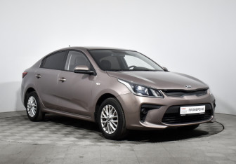 Подержанный автомобиль Kia Rio Sedan 2019 года (3 фото)