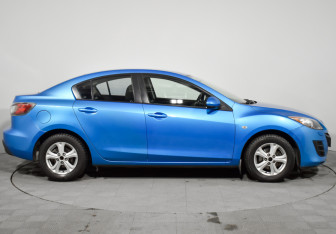 Подержанный автомобиль Mazda 3 Sedan 2009 года (4 фото)