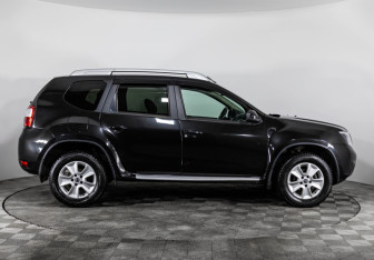 Подержанный автомобиль Nissan Terrano 2019 года (4 фото)