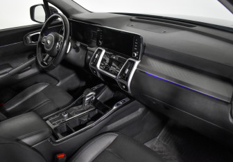 Подержанный автомобиль Kia Sorento 2021 года (17 фото)