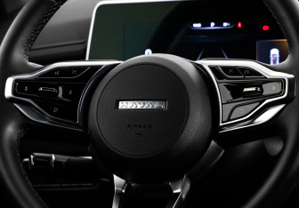 Подержанный автомобиль Haval F7 2024 года (12 фото)