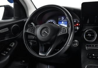 Подержанный автомобиль Mercedes-Benz GLC Coupe 2017 года (16 фото)