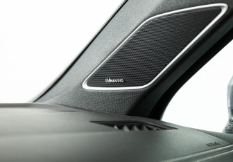 Подержанный автомобиль Volkswagen Touareg 2018 года (20 фото)