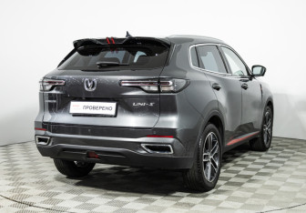 Подержанный автомобиль Changan UNI-S 2024 года (5 фото)