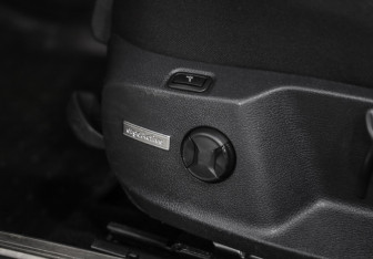 Подержанный автомобиль Volkswagen Golf Hatchback 2013 года (20 фото)