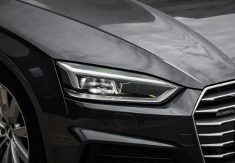 Подержанный автомобиль Audi A5 Coupe 2016 года (11 фото)